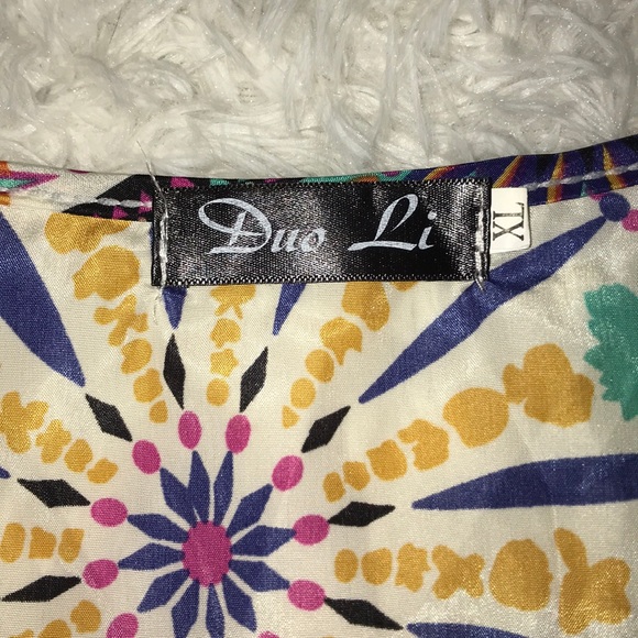 Duo Li Top - Picture 3 of 3